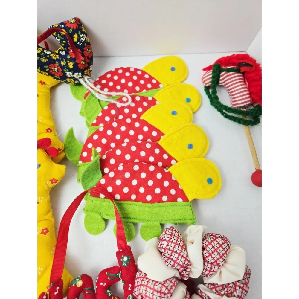 Vintage fabric quilted Christmas ornaments floral‎